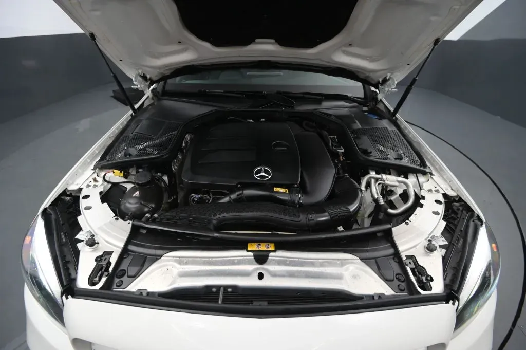 Mercedes-Benz C-Class photo 19