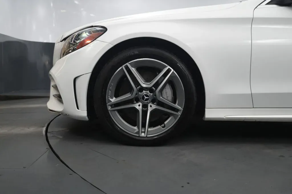 Mercedes-Benz C-Class photo 10