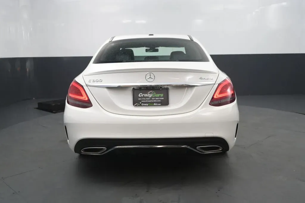 Mercedes-Benz C-Class photo 4