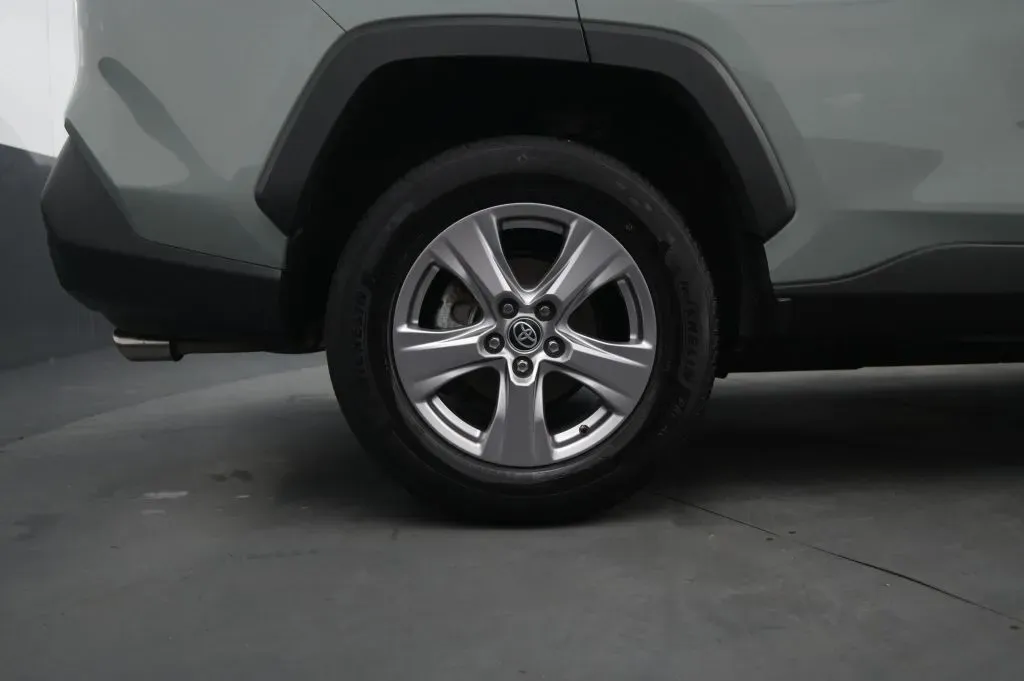 Toyota RAV4 photo 16