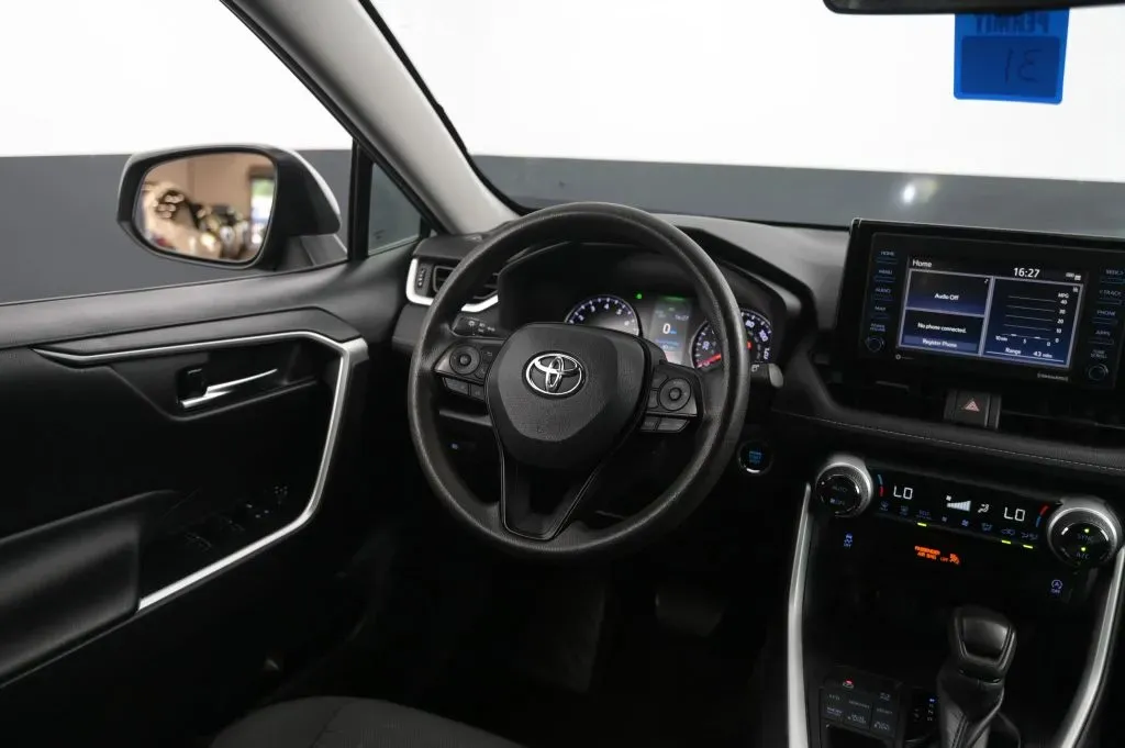 Toyota RAV4 photo 32