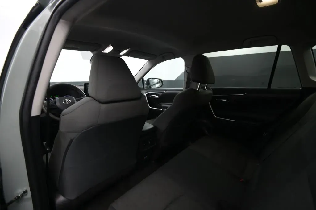 Toyota RAV4 photo 41