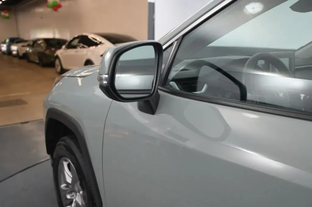 Toyota RAV4 photo 12
