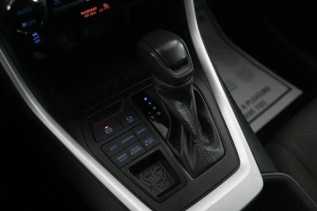 Toyota RAV4 photo 25
