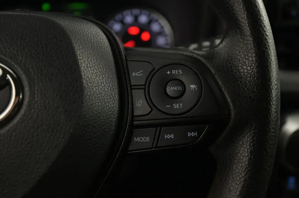 Toyota RAV4 photo 22