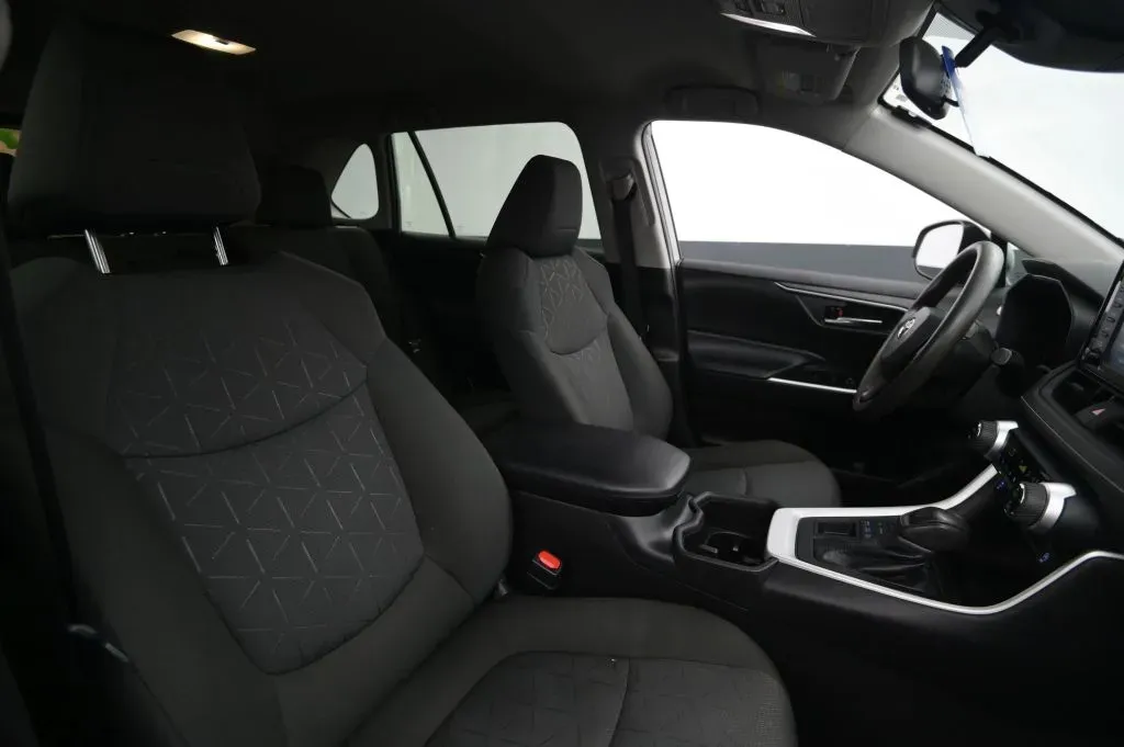 Toyota RAV4 photo 47