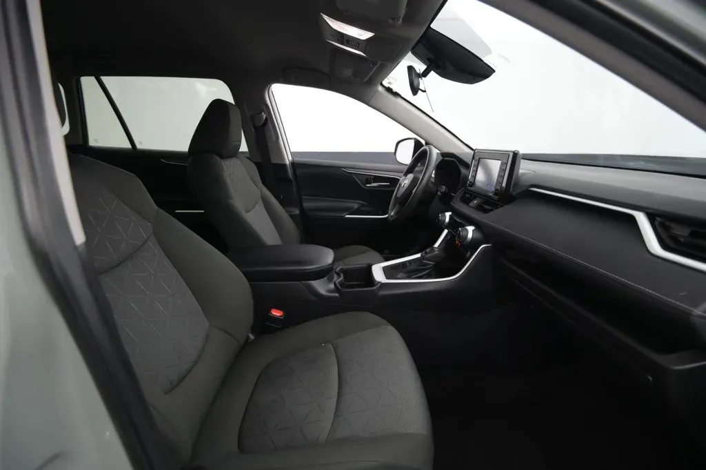Toyota RAV4 photo 46