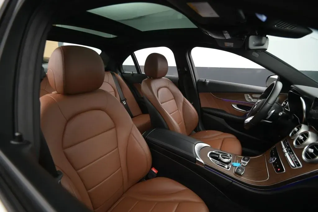 Mercedes-Benz C-Class photo 53