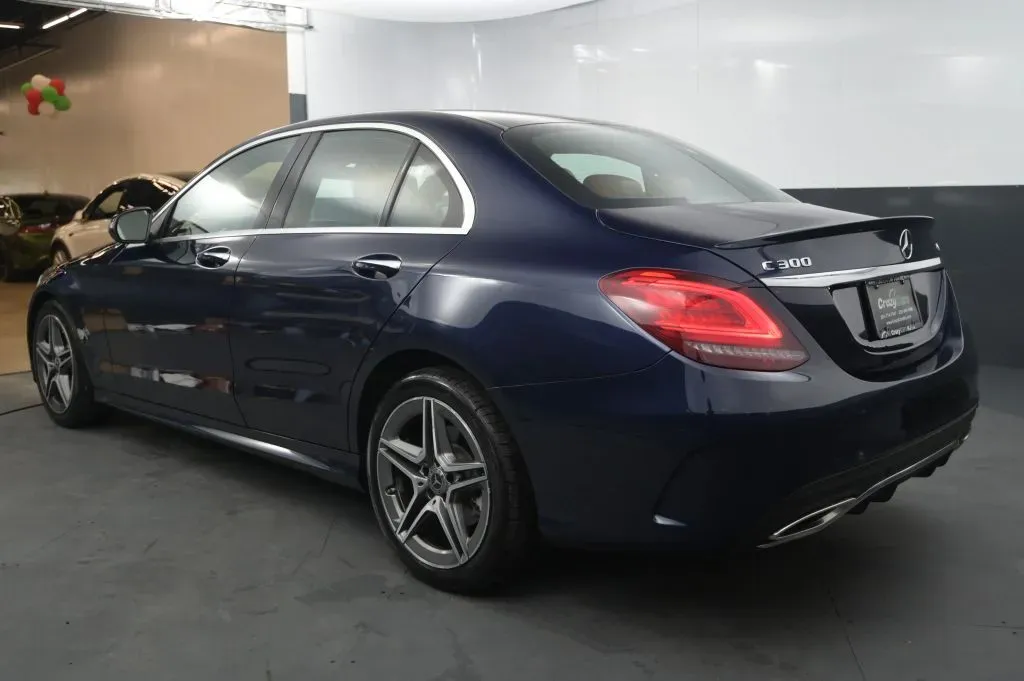 Mercedes-Benz C-Class photo 3