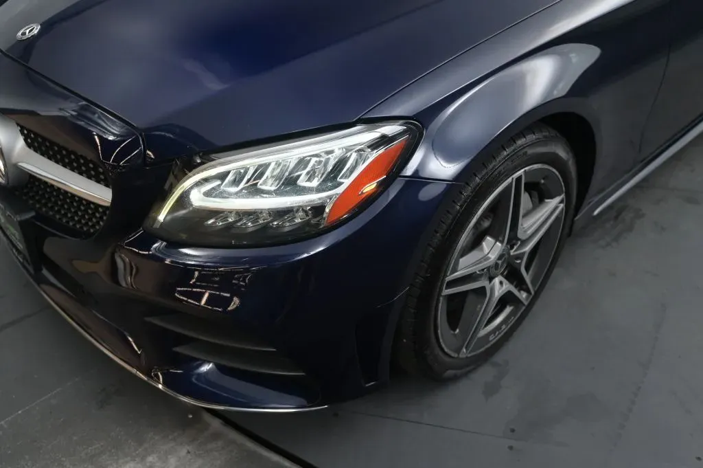 Mercedes-Benz C-Class photo 10