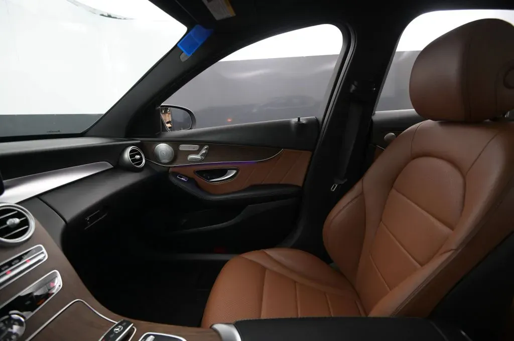 Mercedes-Benz C-Class photo 30