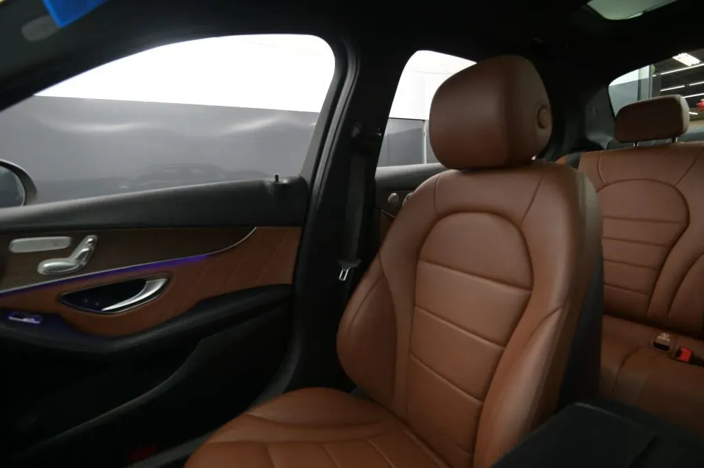 Mercedes-Benz C-Class photo 31