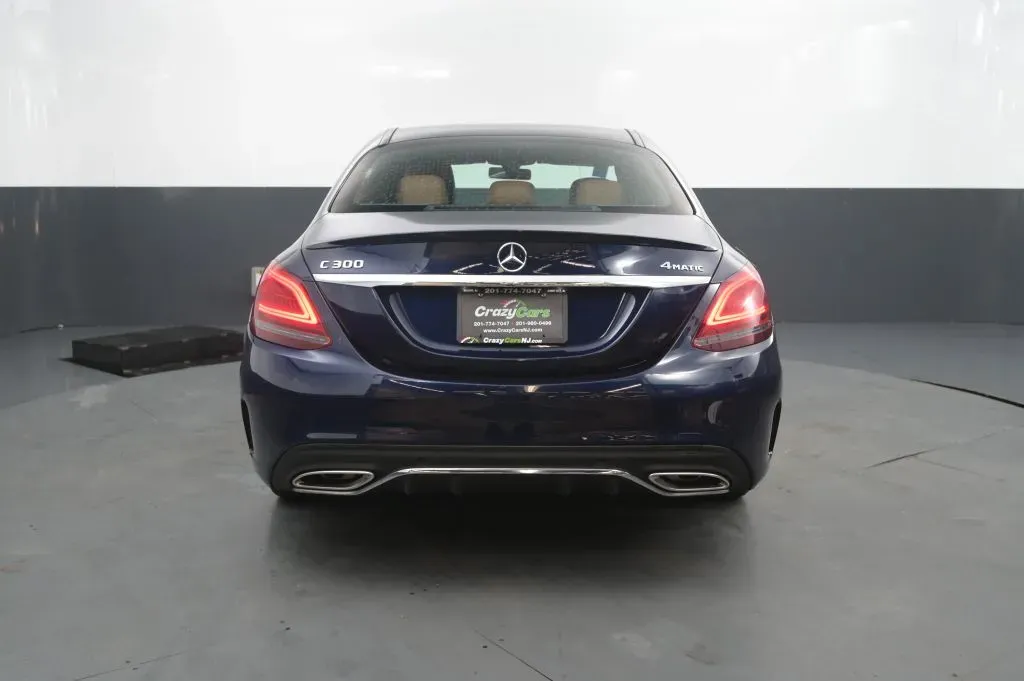 Mercedes-Benz C-Class photo 4