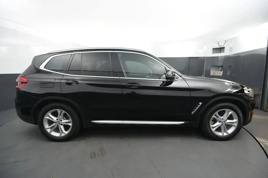 BMW X3 photo 6