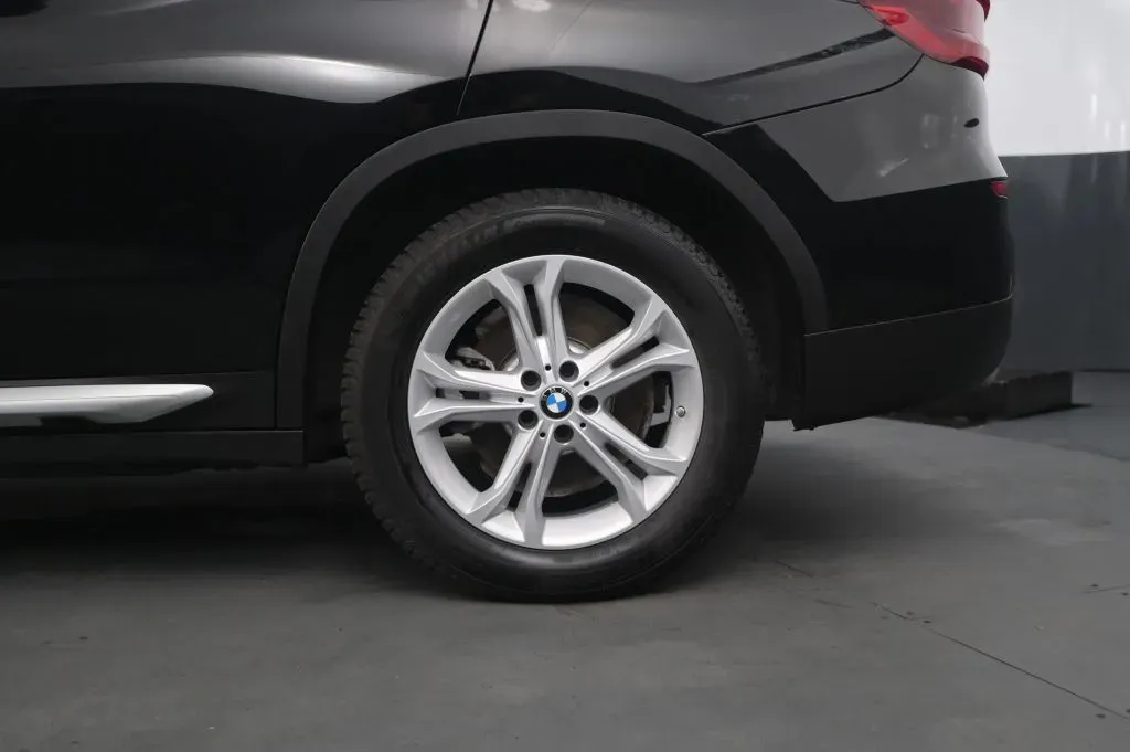 BMW X3 photo 15