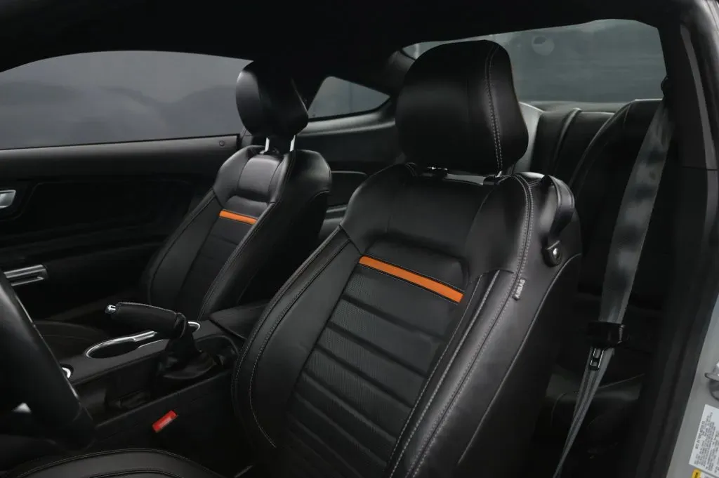 Ford Mustang photo 46