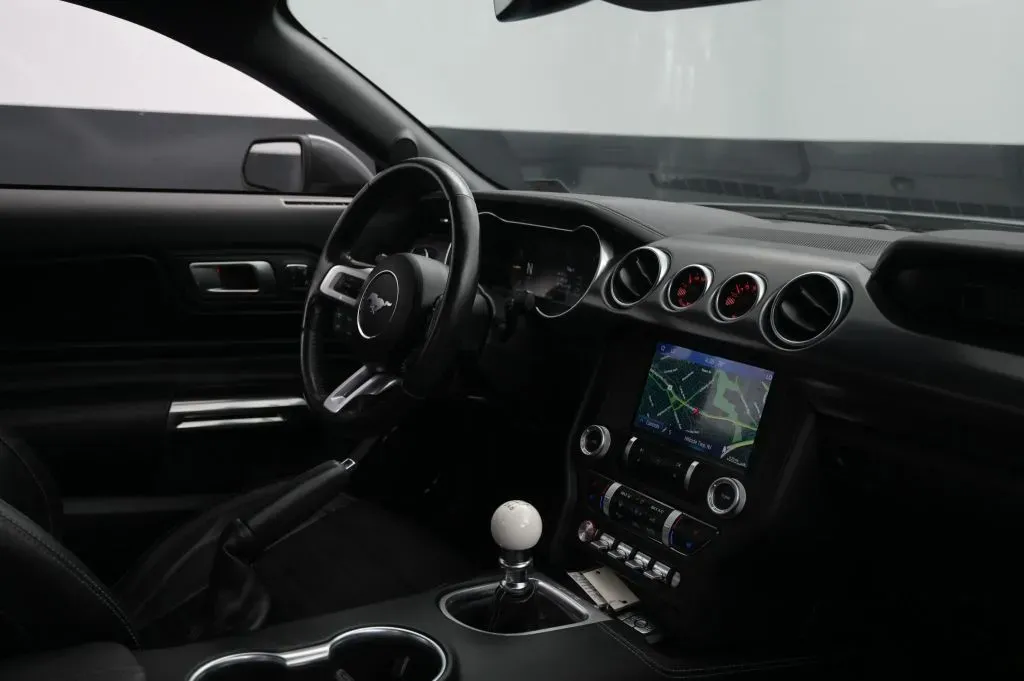 Ford Mustang photo 51