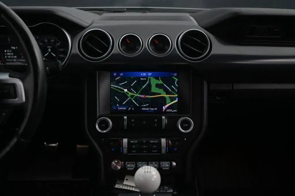 Ford Mustang photo 36