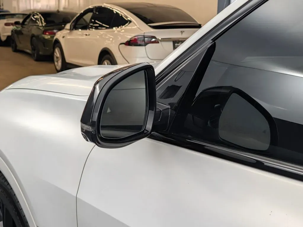 BMW X7 photo 13