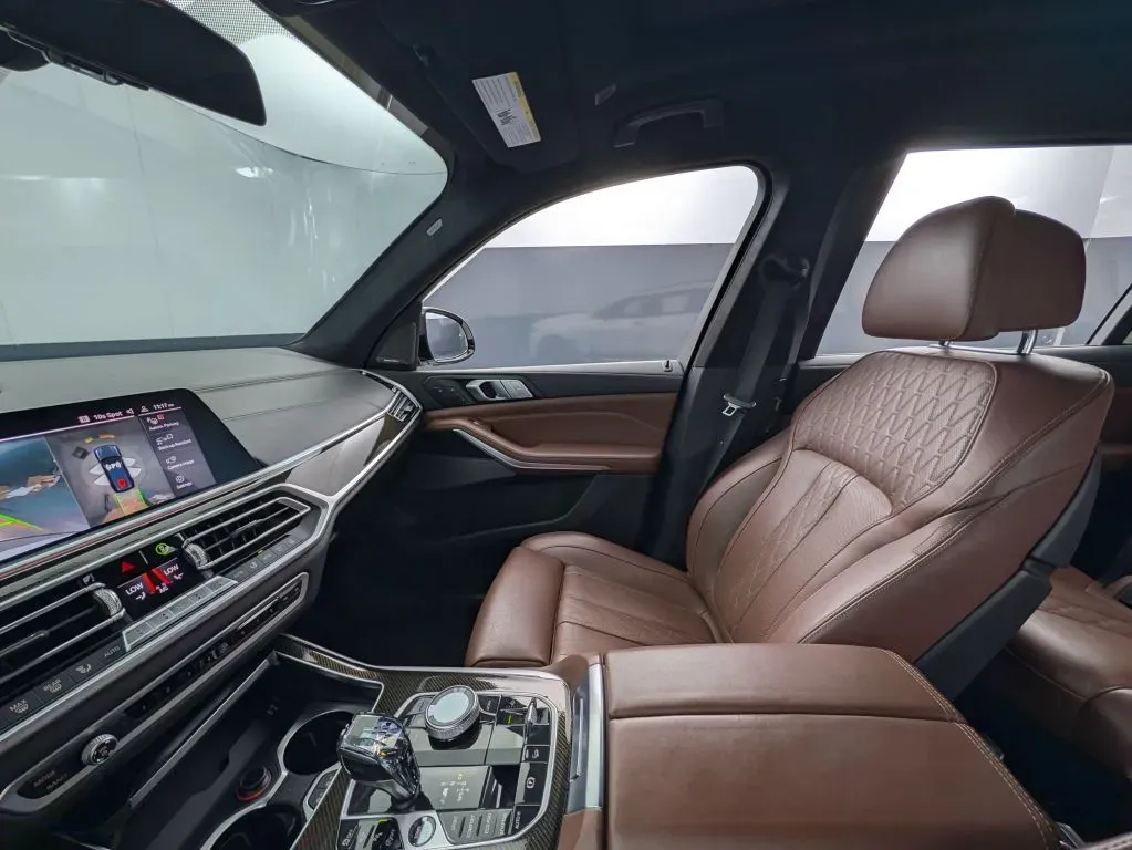BMW X7 photo 34