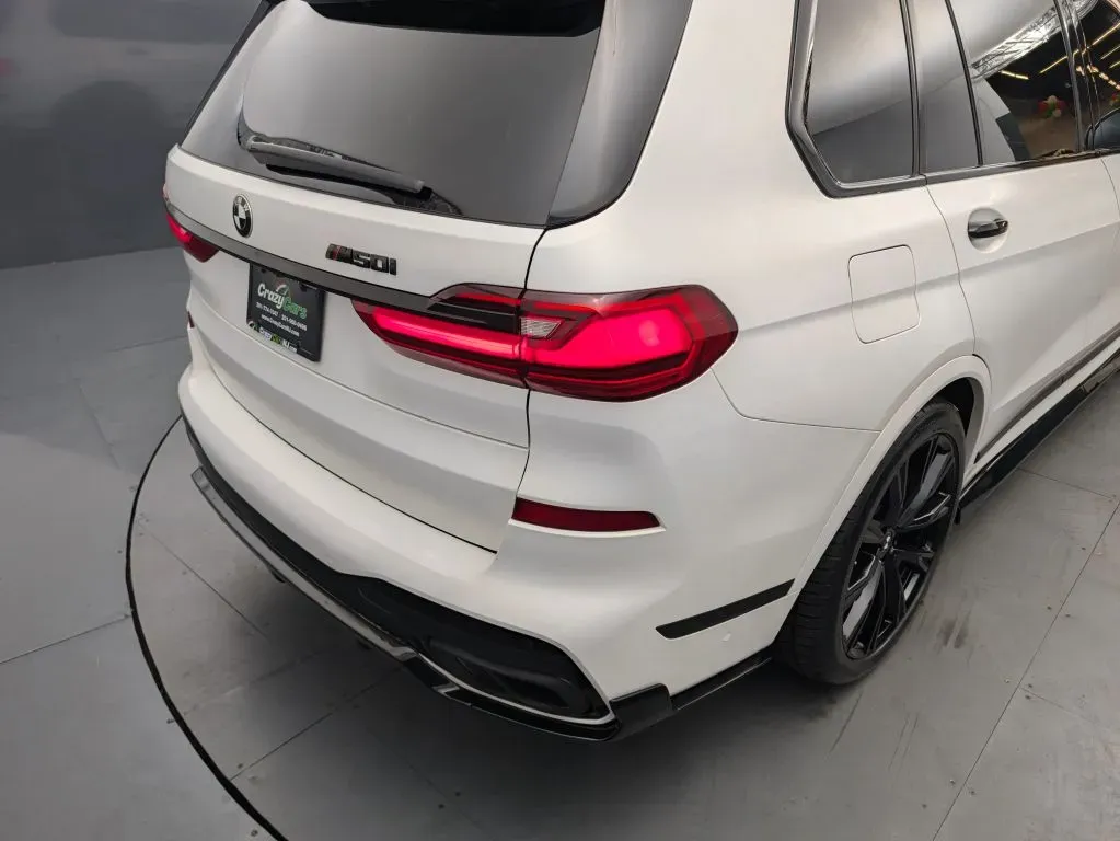 BMW X7 photo 17