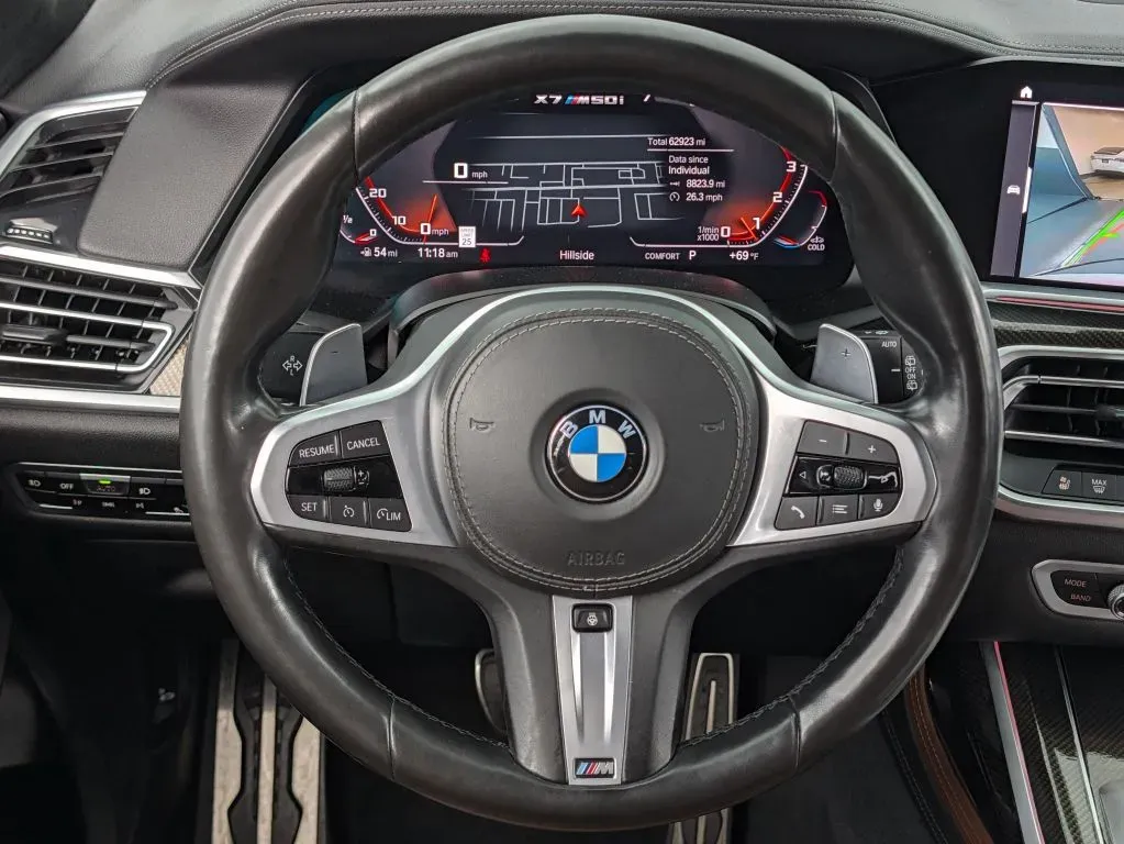 BMW X7 photo 45