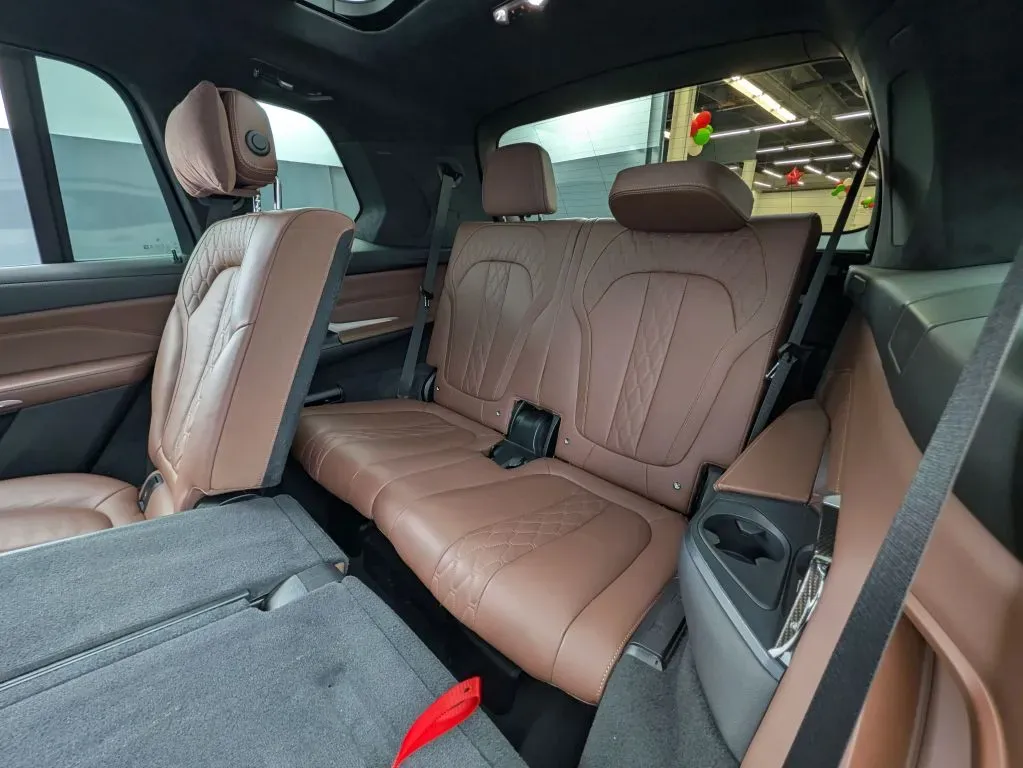 BMW X7 photo 57
