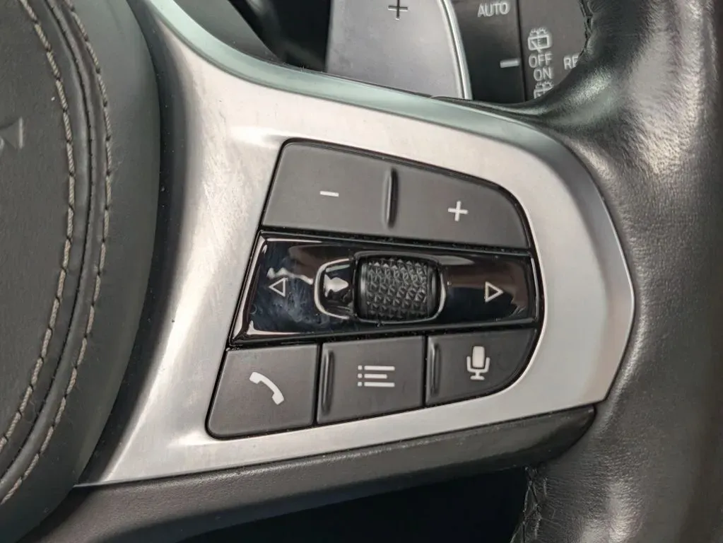 BMW X7 photo 27