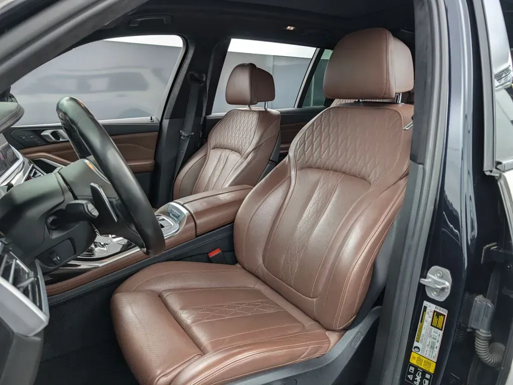 BMW X7 photo 49