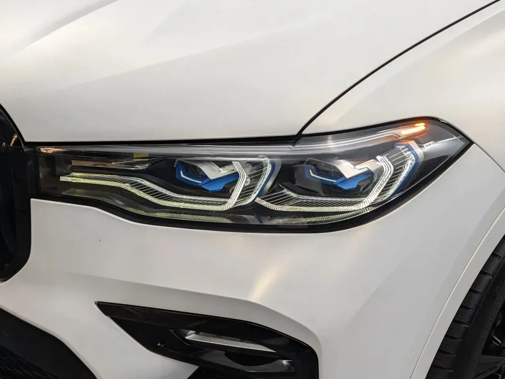 BMW X7 photo 10