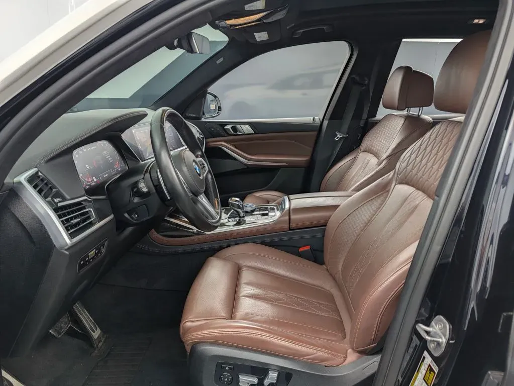 BMW X7 photo 46