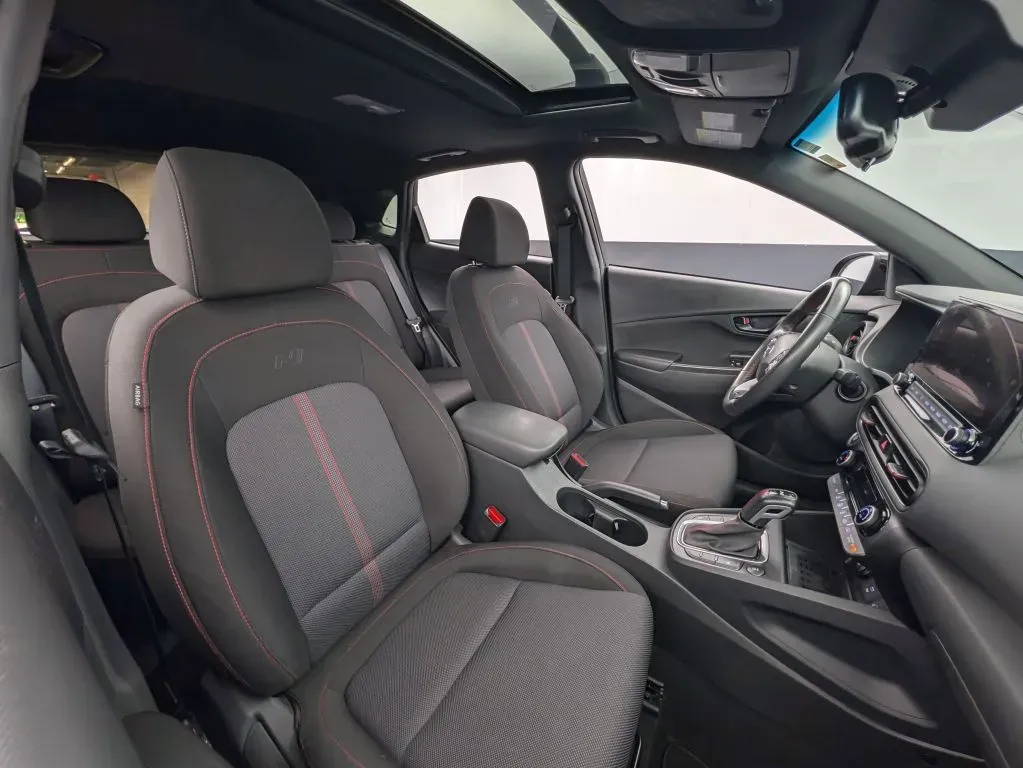 Hyundai Kona photo 53