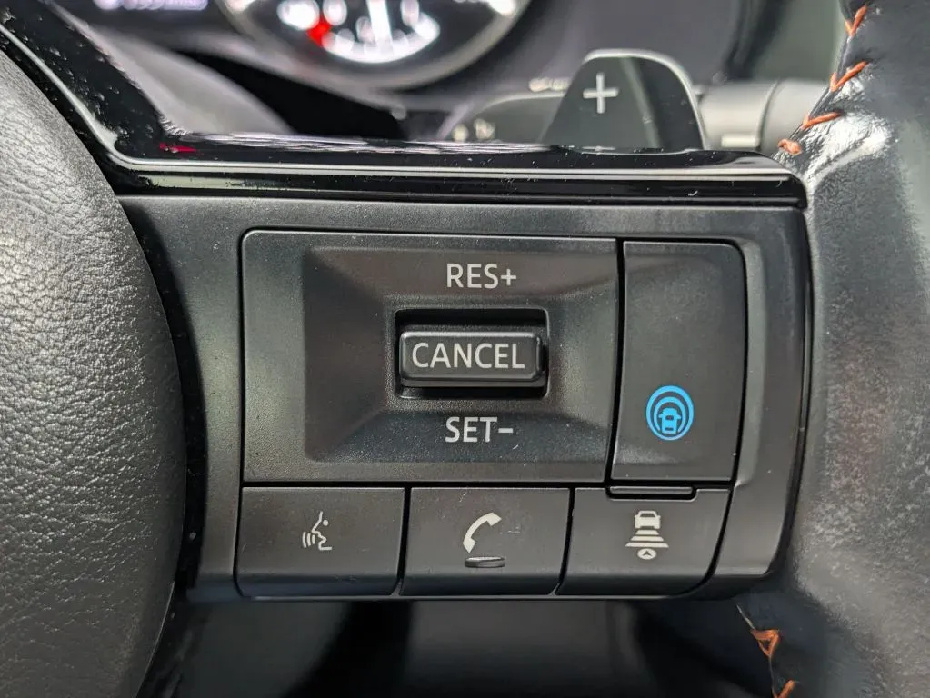 Nissan Pathfinder photo 27