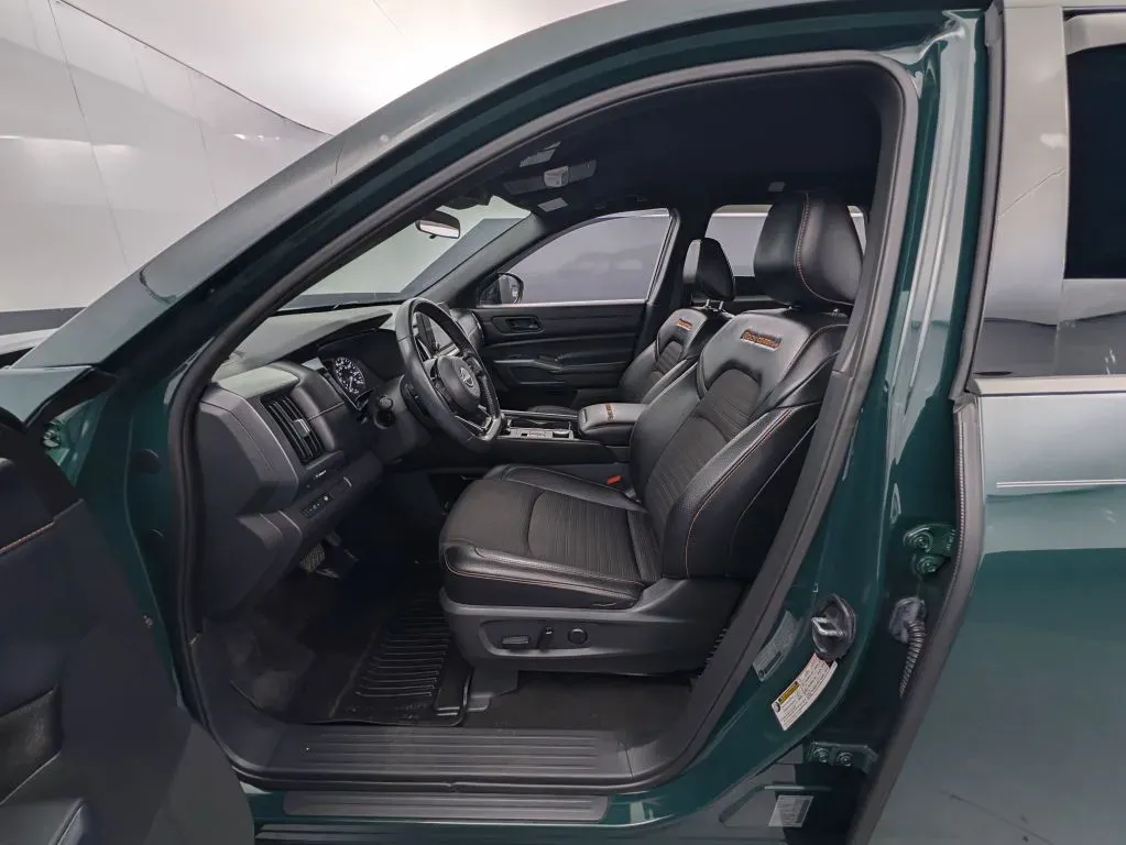 Nissan Pathfinder photo 44