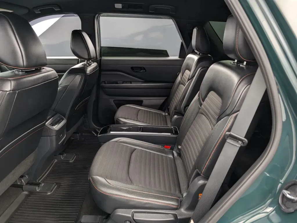 Nissan Pathfinder photo 49
