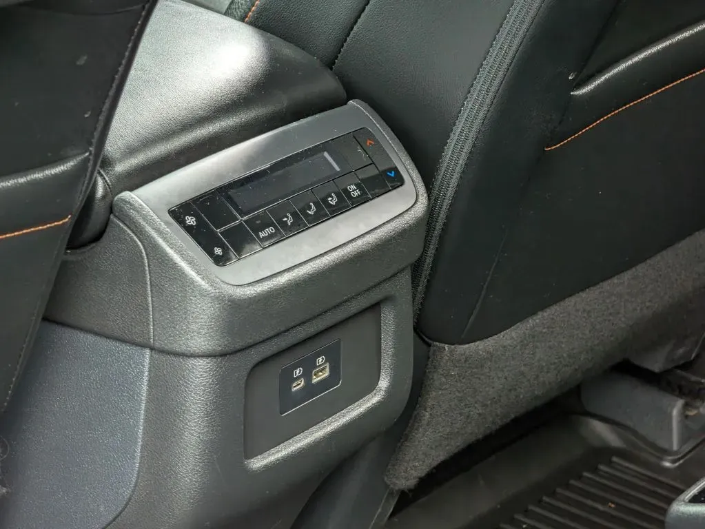 Nissan Pathfinder photo 51