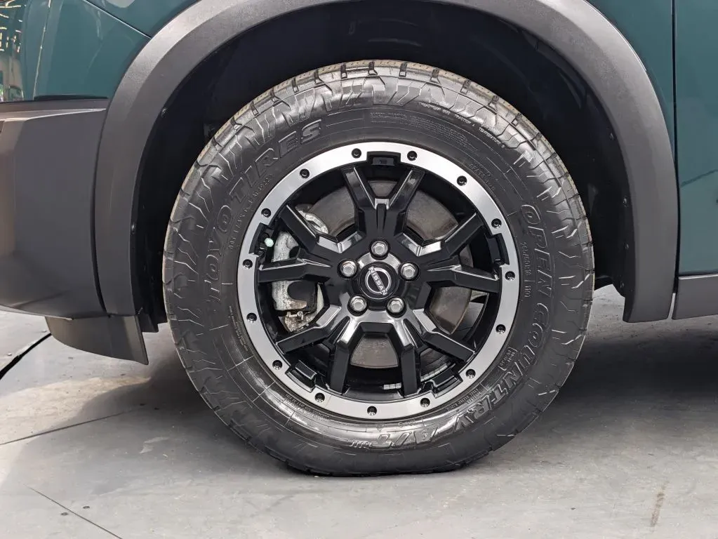 Nissan Pathfinder photo 11