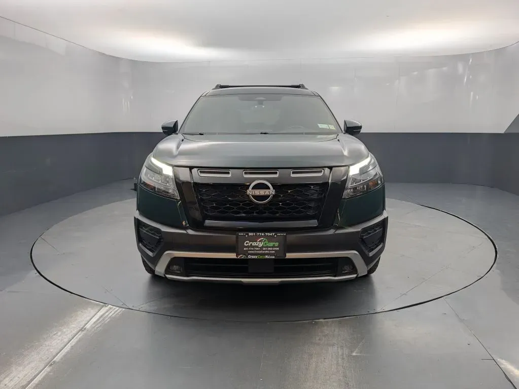 Nissan Pathfinder photo 8