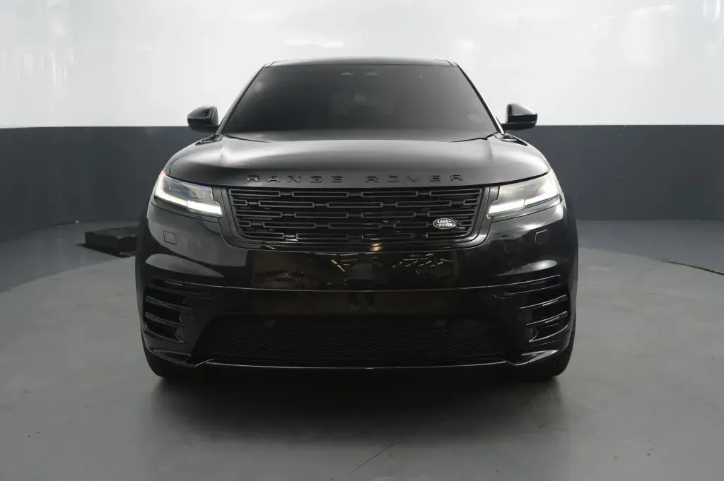 Land Rover Range Rover Velar photo 7