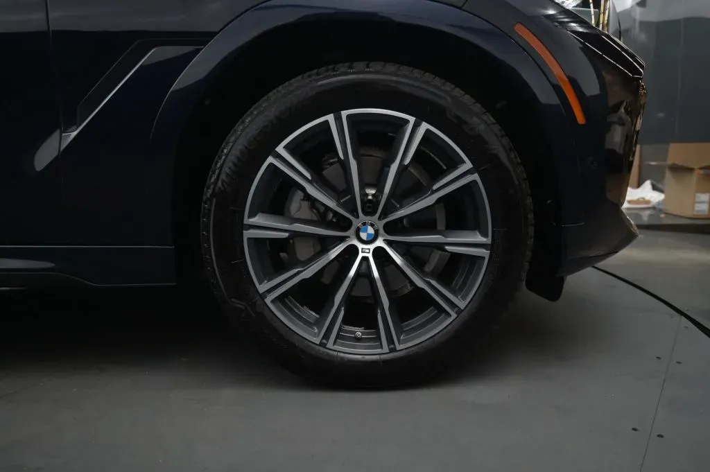 BMW X6 photo 19