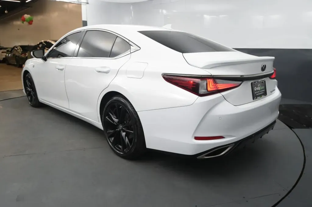 Lexus ES photo 3