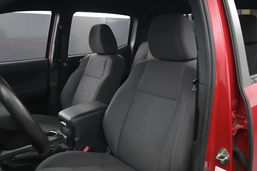Toyota Tacoma photo 41