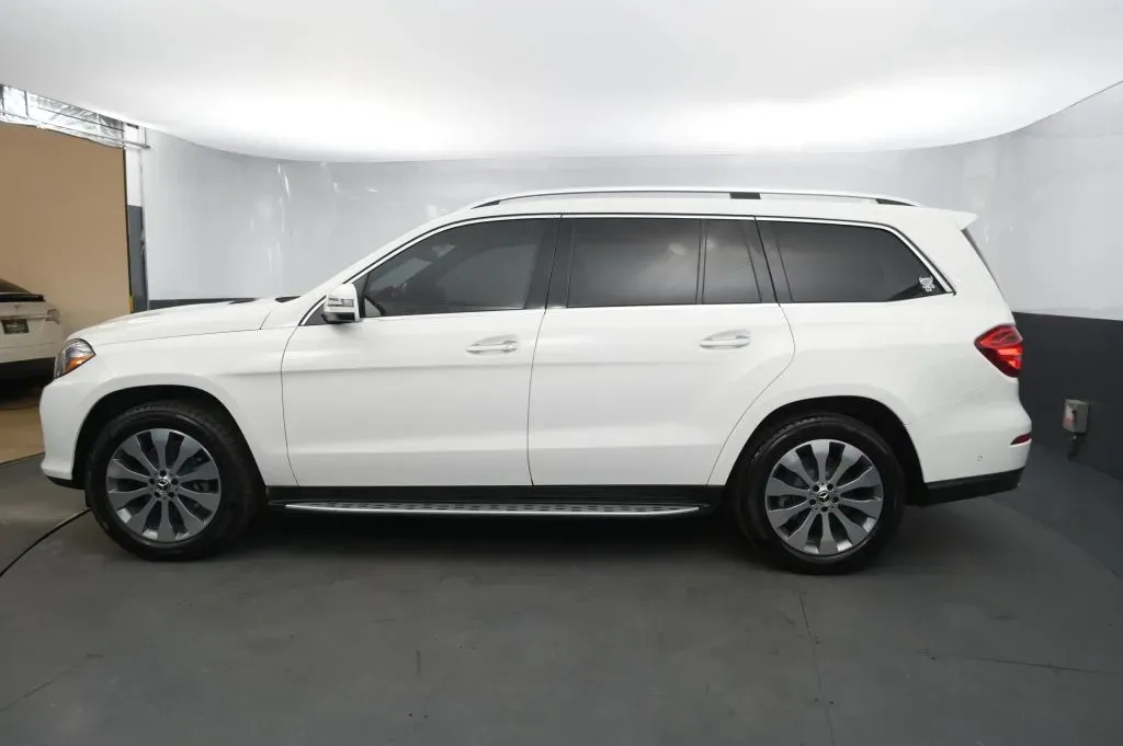 Mercedes-Benz GLS photo 2