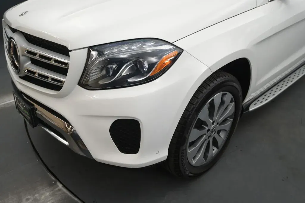 Mercedes-Benz GLS photo 9