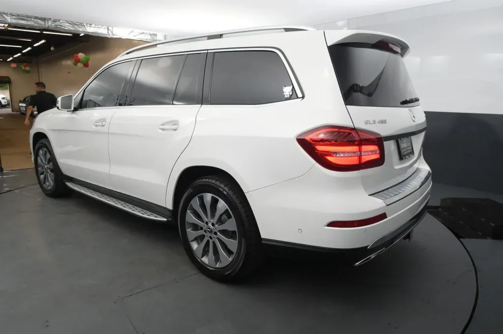 Mercedes-Benz GLS photo 3