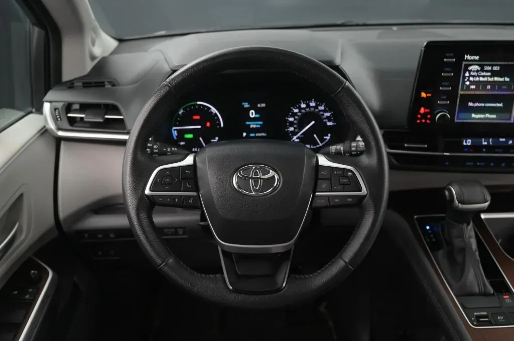 Toyota Sienna photo 39