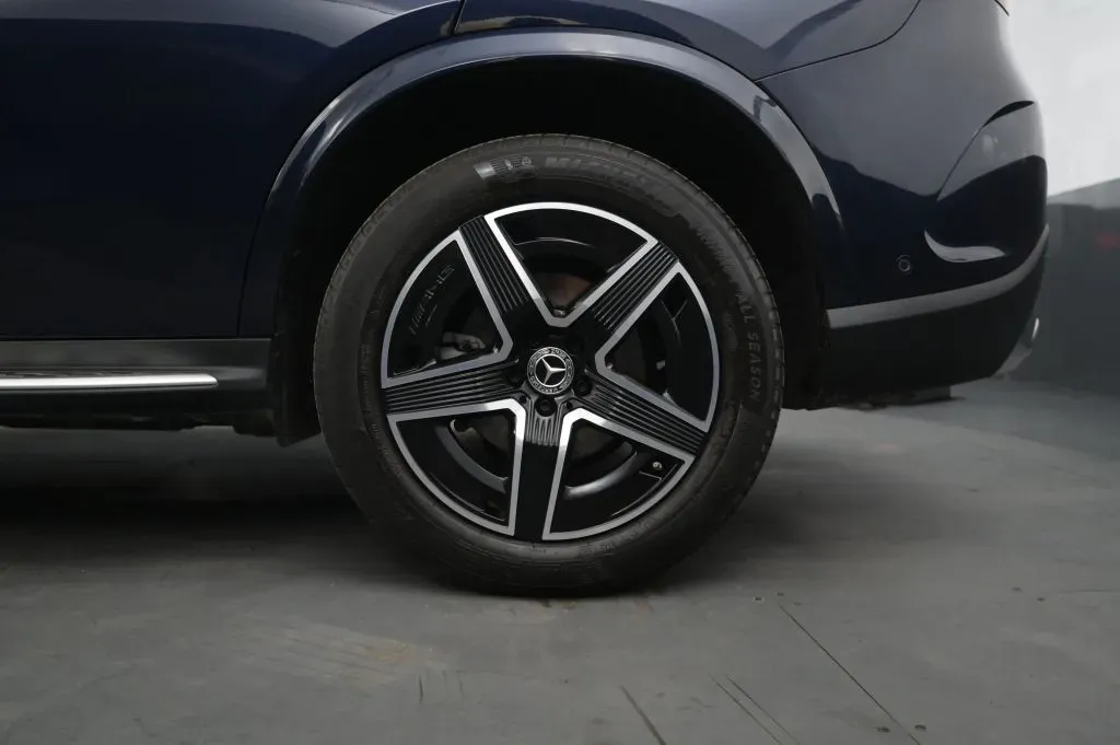 Mercedes-Benz GLC photo 16