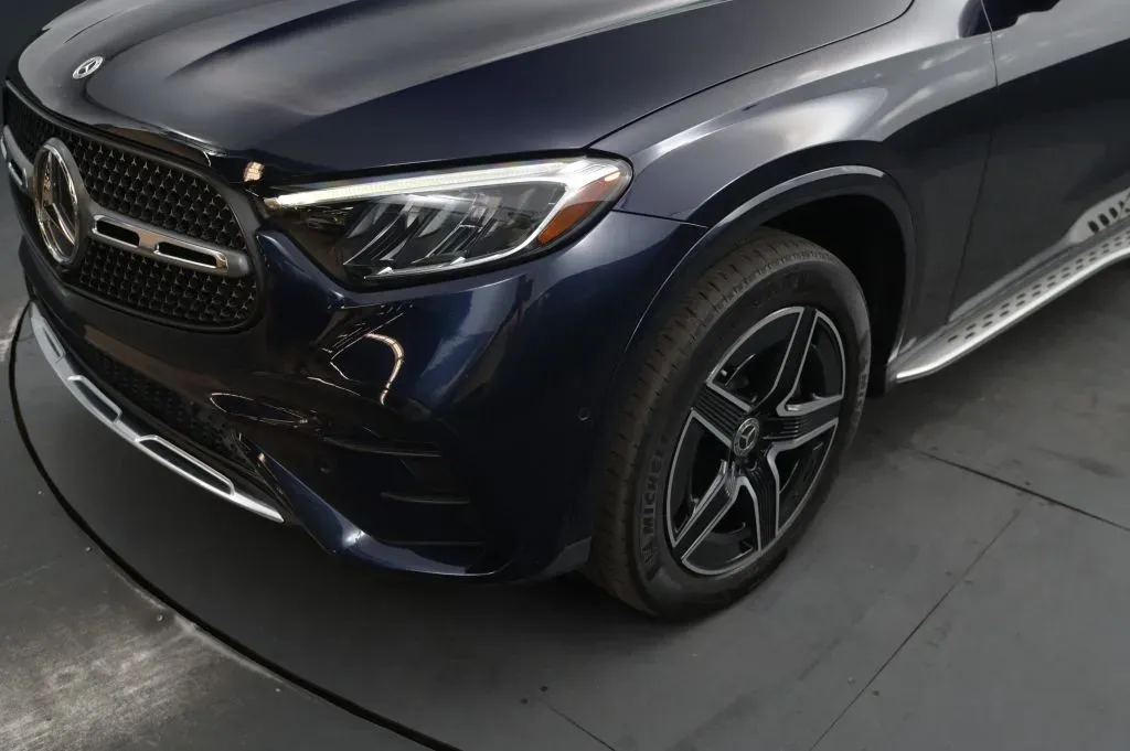 Mercedes-Benz GLC photo 9