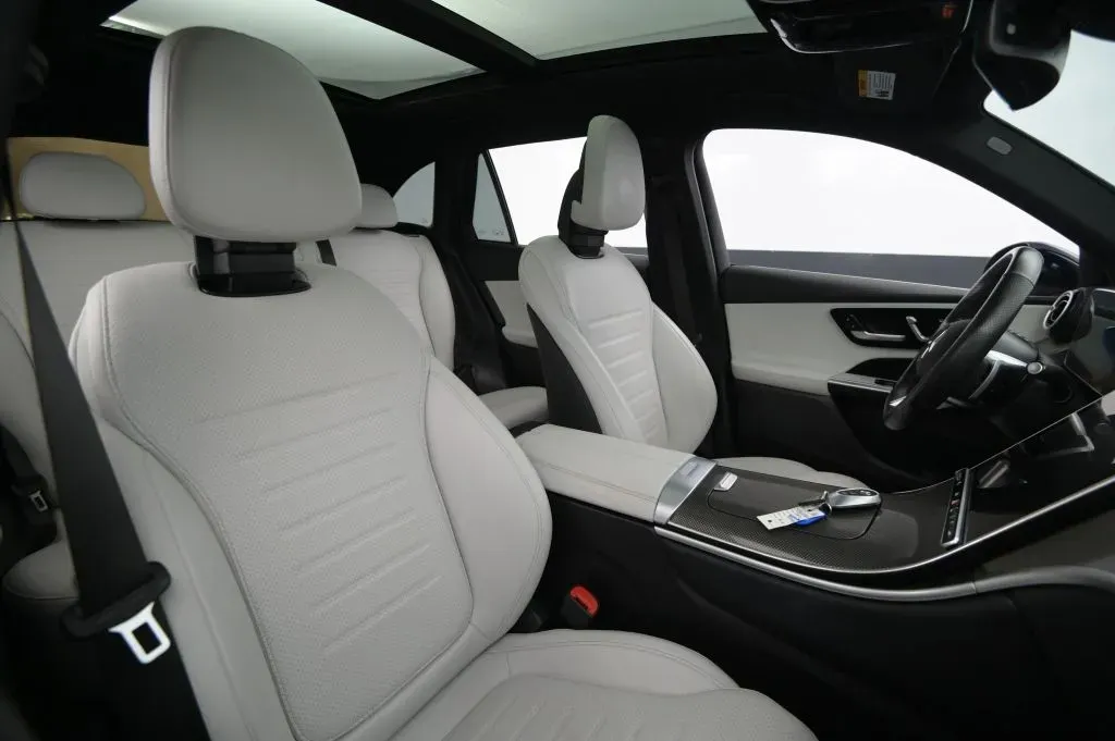 Mercedes-Benz GLC photo 54
