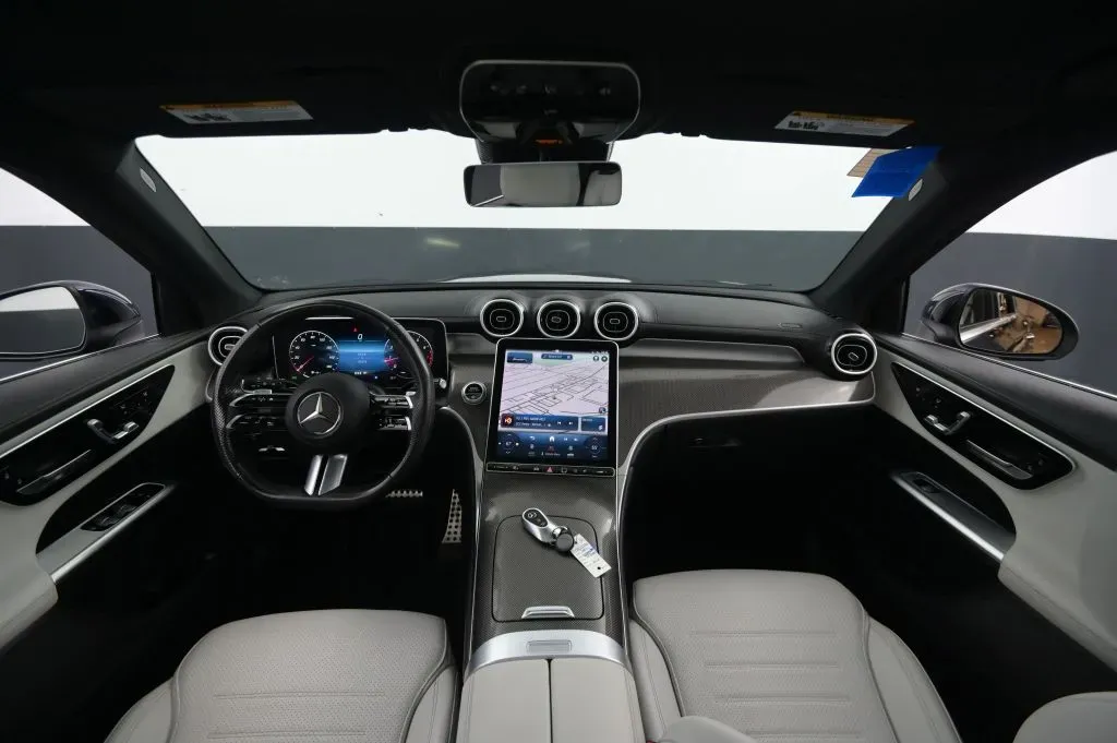 Mercedes-Benz GLC photo 34